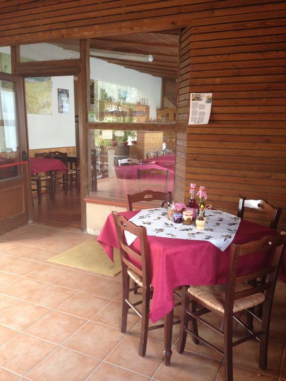 Agriturismo Gelso Castellana Sicula Exteriör bild