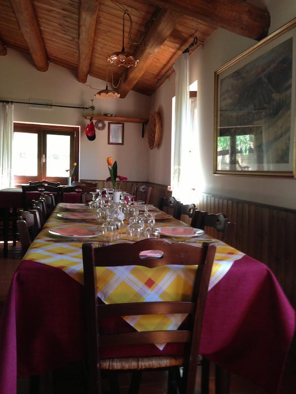Agriturismo Gelso Castellana Sicula Exteriör bild