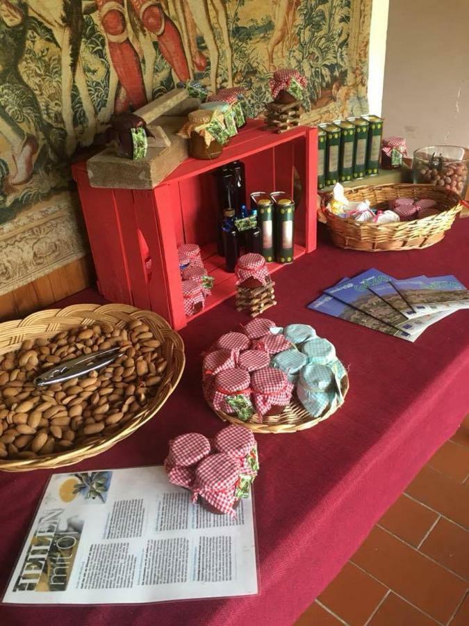 Agriturismo Gelso Castellana Sicula Exteriör bild